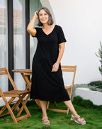 Robe midi noire fluide à fines bretelles - Harana