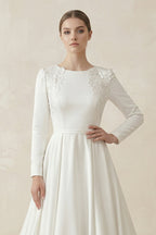 Robe de mariée blanche trapèze en satin manches longues - Harana