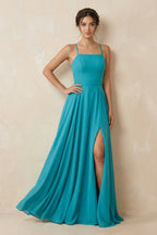 Robe demoiselle d’honneur blue jay longue à fines bretelles sans manches avec fente - Harana