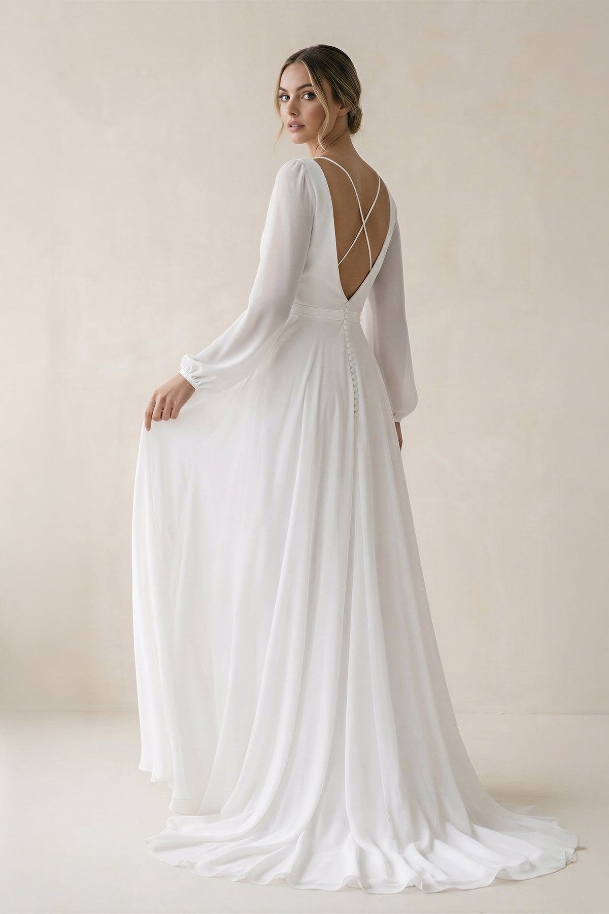 Robe de mariée blanche trapèze mousseline manches longues - Harana