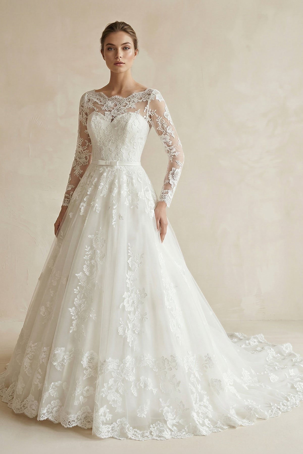 Robe de mariée ivoire longue manches longues avec nœud à dentelle - Harana