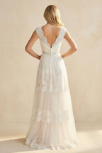 Robe de mariée ivoire trapèze en dentelle à col V sans manches - Harana