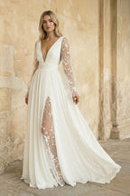 Robe de mariée ivoire trapèze dentelle col V avec fente manches longues - Harana