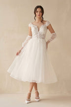 Robe de mariée ivoire trapèze en dentelle à col V manches longues - Harana
