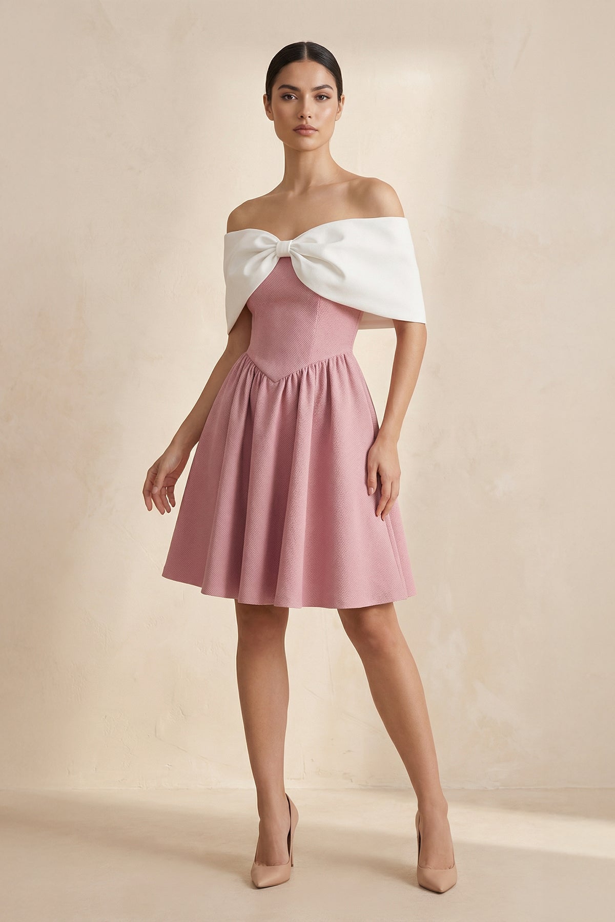 Robe courte coupe trapèze avec nœud - Harana
