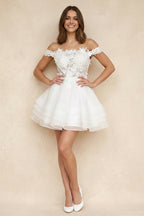 Robe de mariée blanche trapèze en dentelle à épaules dénudées à appliqués - Harana