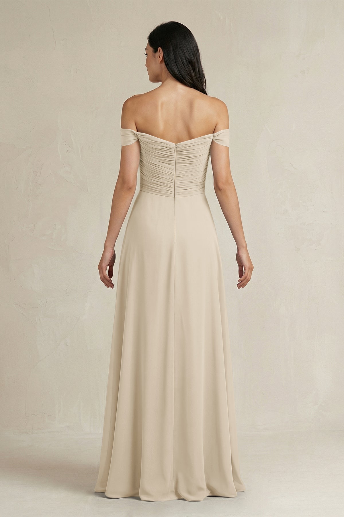 Robe demoiselle d’honneur champagne longue à épaules dénudées manches courtes plissée - Harana
