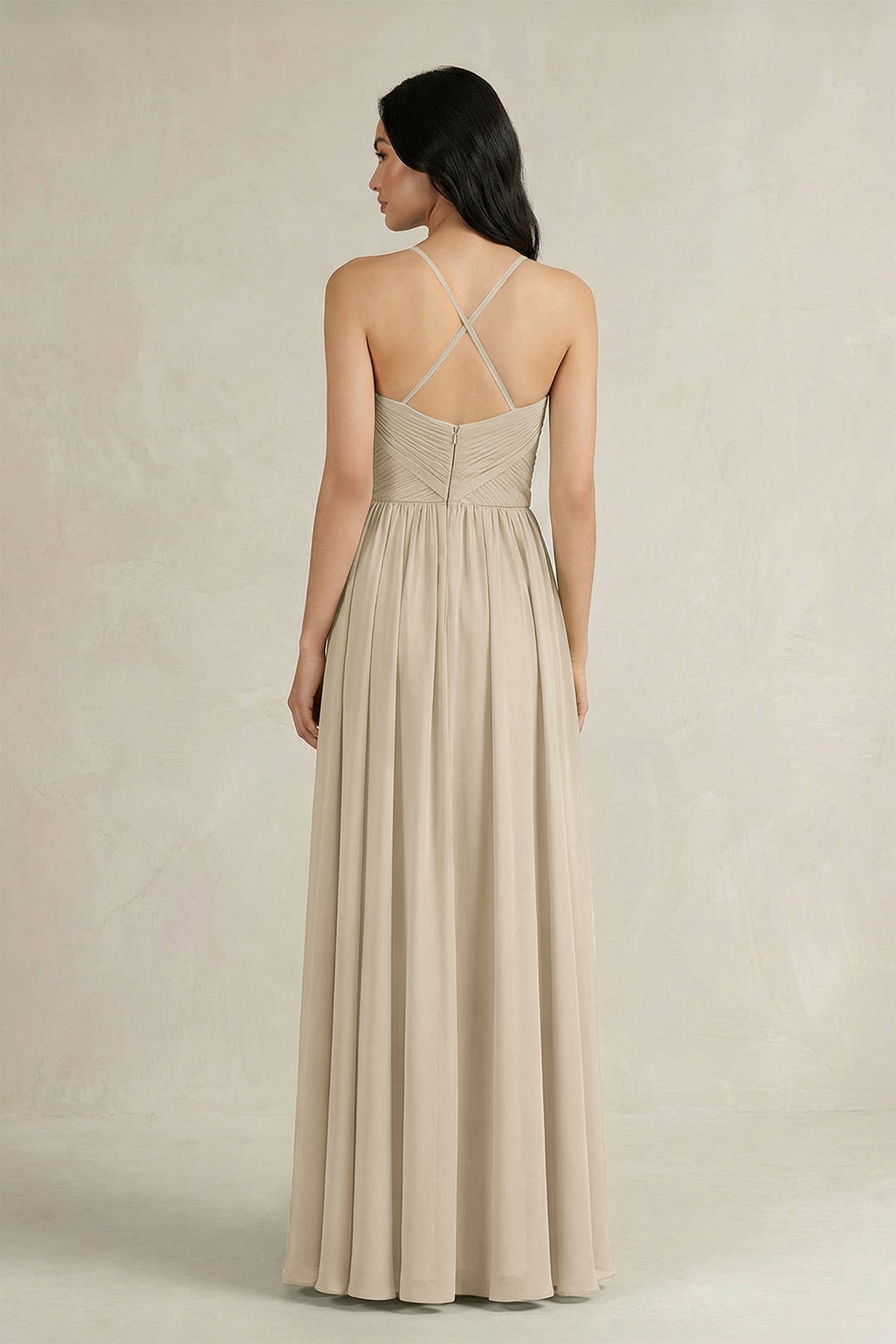 Robe demoiselle d’honneur champagne longue à fines bretelles sans manches plissée - Harana