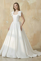 Robe de mariée blanc longue sans manches avec nœud à dentelle - Harana