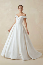 Robe de mariée blanc longue à épaules dénudées satinée coupe trapèze - Harana