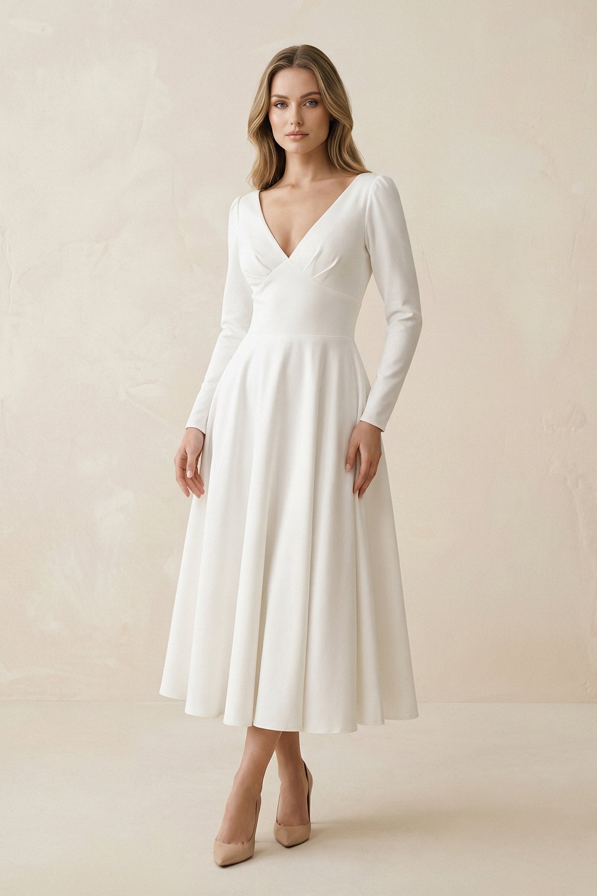 Robe de mariée blanche trapèze en satin à col V manches longues - Harana