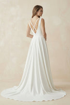 Robe de mariée blanche trapèze en satin à col V sans manches - Harana