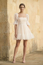 Robe de mariée blanche et nude trapèze en tulle manches courtes col - Harana