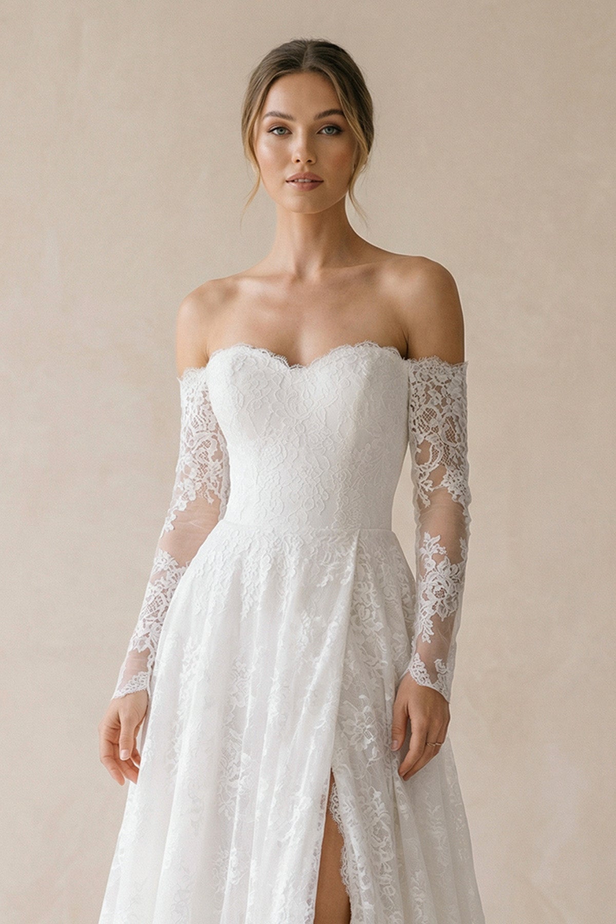 Robe de mariée blanche trapèze en dentelle à épaules dénudées manches longues - Harana