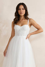 Robe de mariée blanche trapèze en satin décolleté cœur sans manches - Harana