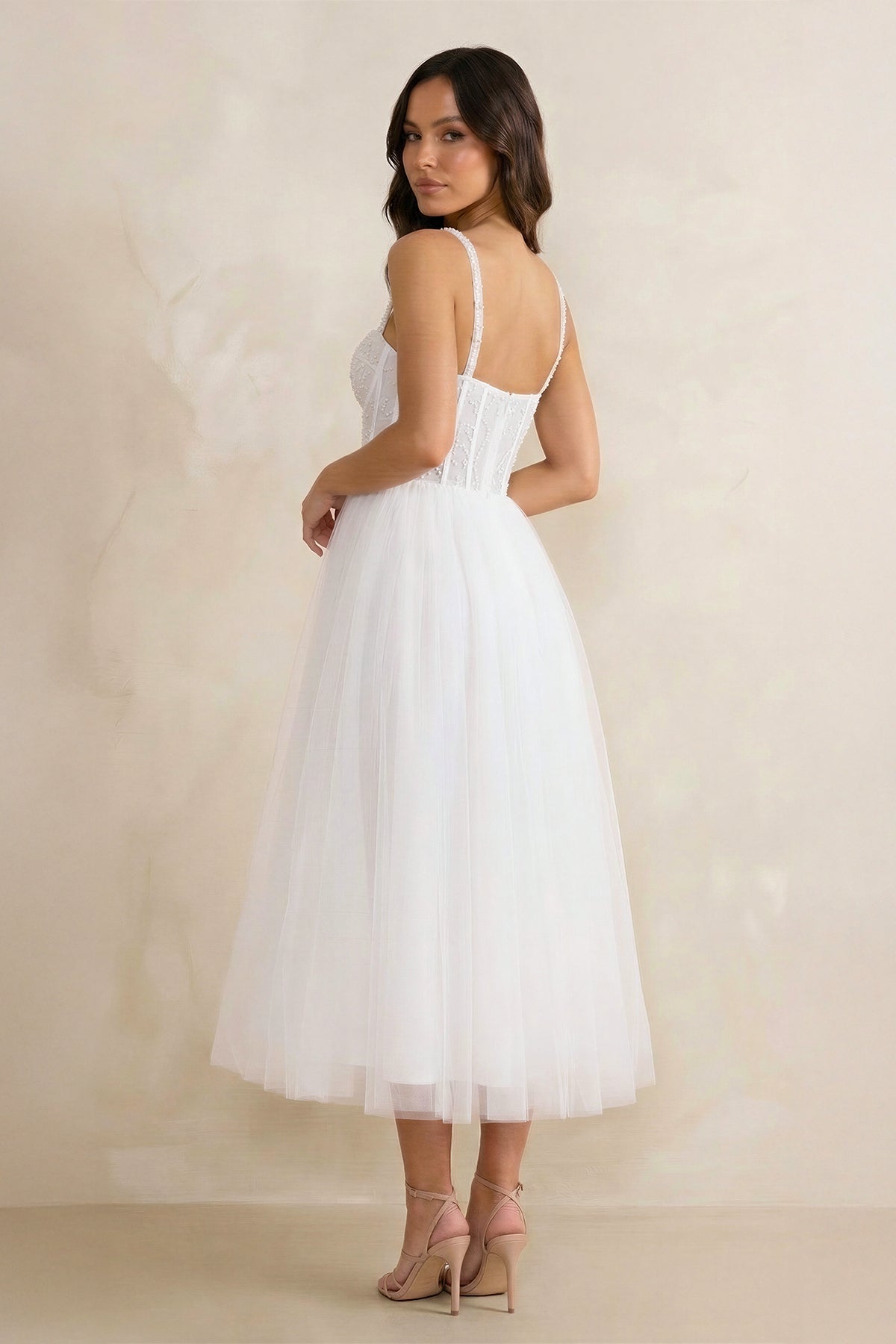 Robe de mariée blanche trapèze en satin décolleté cœur sans manches - Harana