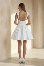Robe de mariée blanche trapèze en satin décolleté cœur sans manches - Harana