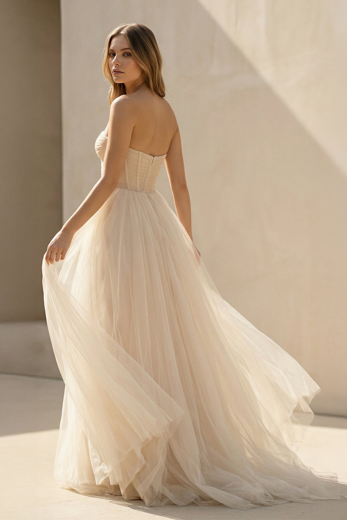 Robe de mariée ivoire trapèze tulle décolleté cœur sans manches - Harana