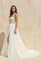 Robe de mariée ivoire longue sans manches avec fente à corset - Harana