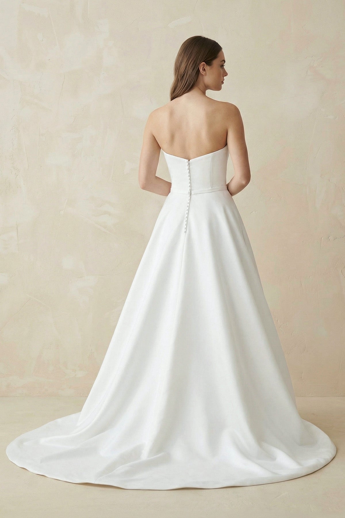 Robe de mariée ivoire trapèze en satin bustier décolleté cœur - Harana