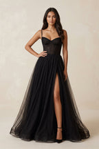 Robe de mariée noire trapèze en tulle décolleté cœur sans manches - Harana