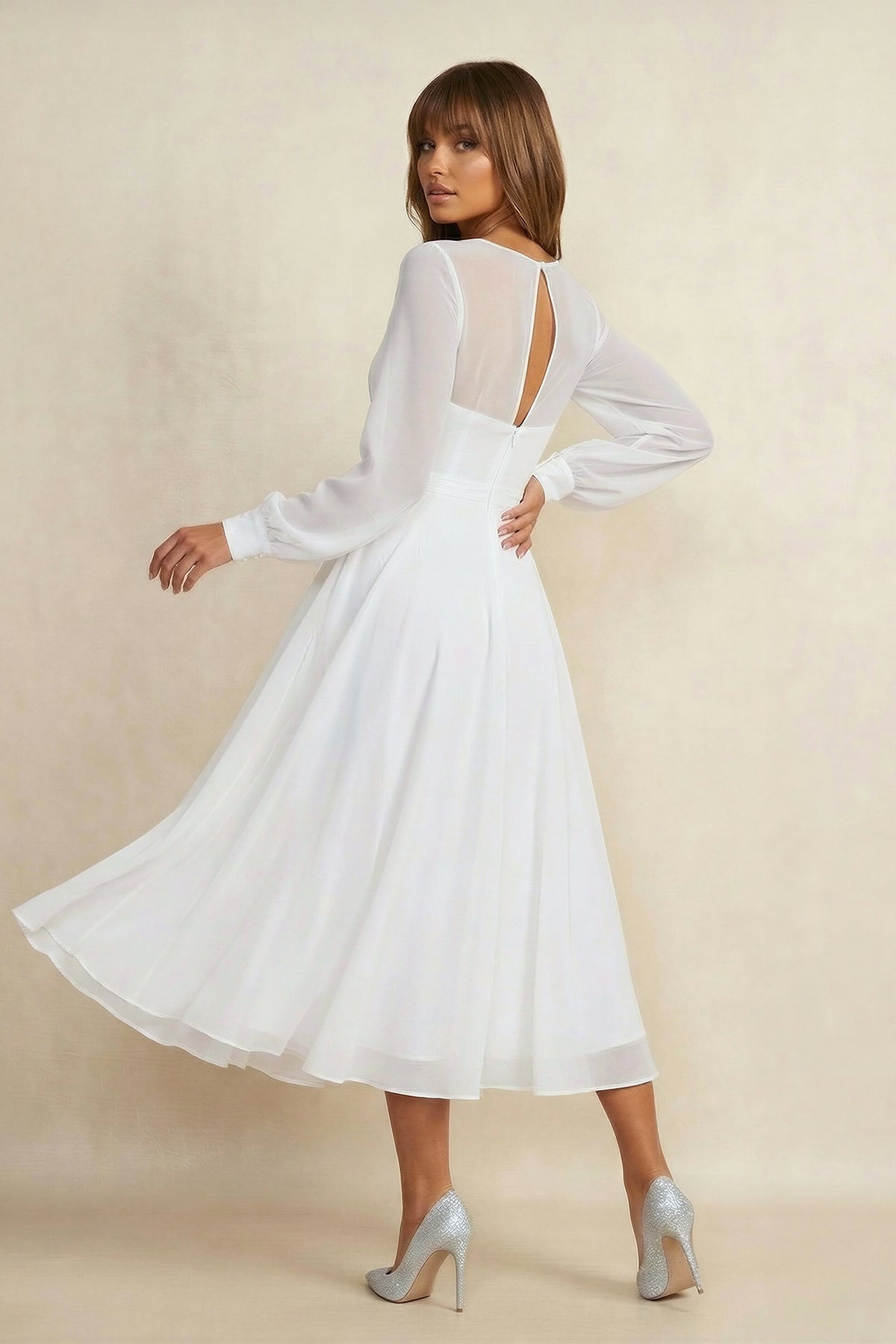 Robe de mariée blanche trapèze mousseline col V manches longues - Harana