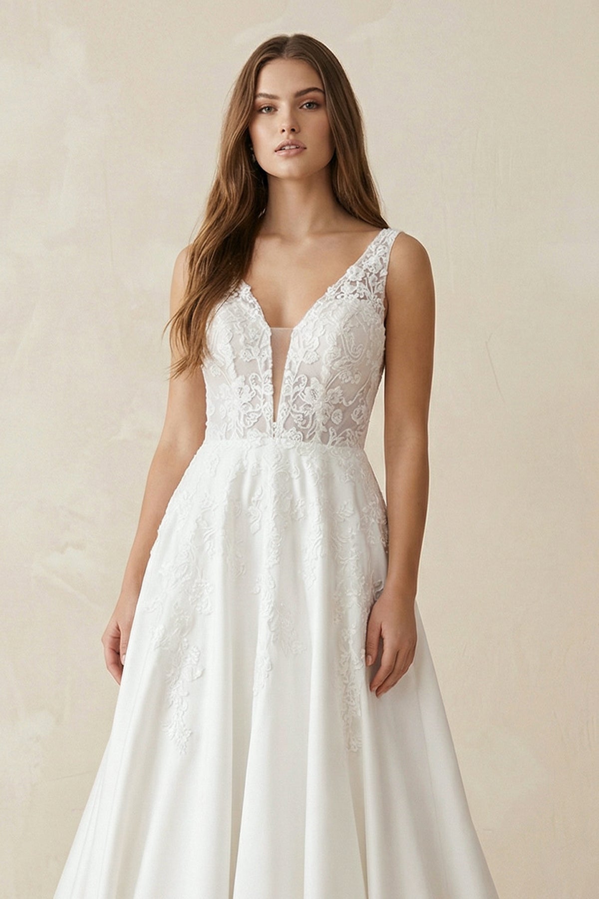 Robe de mariée blanche trapèze en satin à col V sans manches - Harana