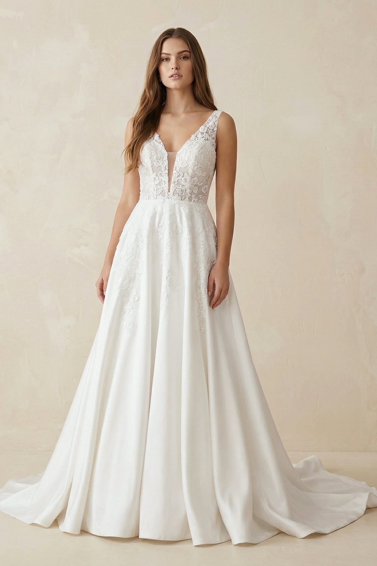 Robe de mariée blanche trapèze en satin à col V sans manches - Harana