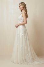 Robe de mariée ivoire trapèze en tulle à col V sans manches - Harana