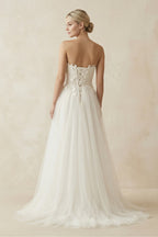 Robe de mariée blanche trapèze en dentelle décolleté cœur sans manches - Harana