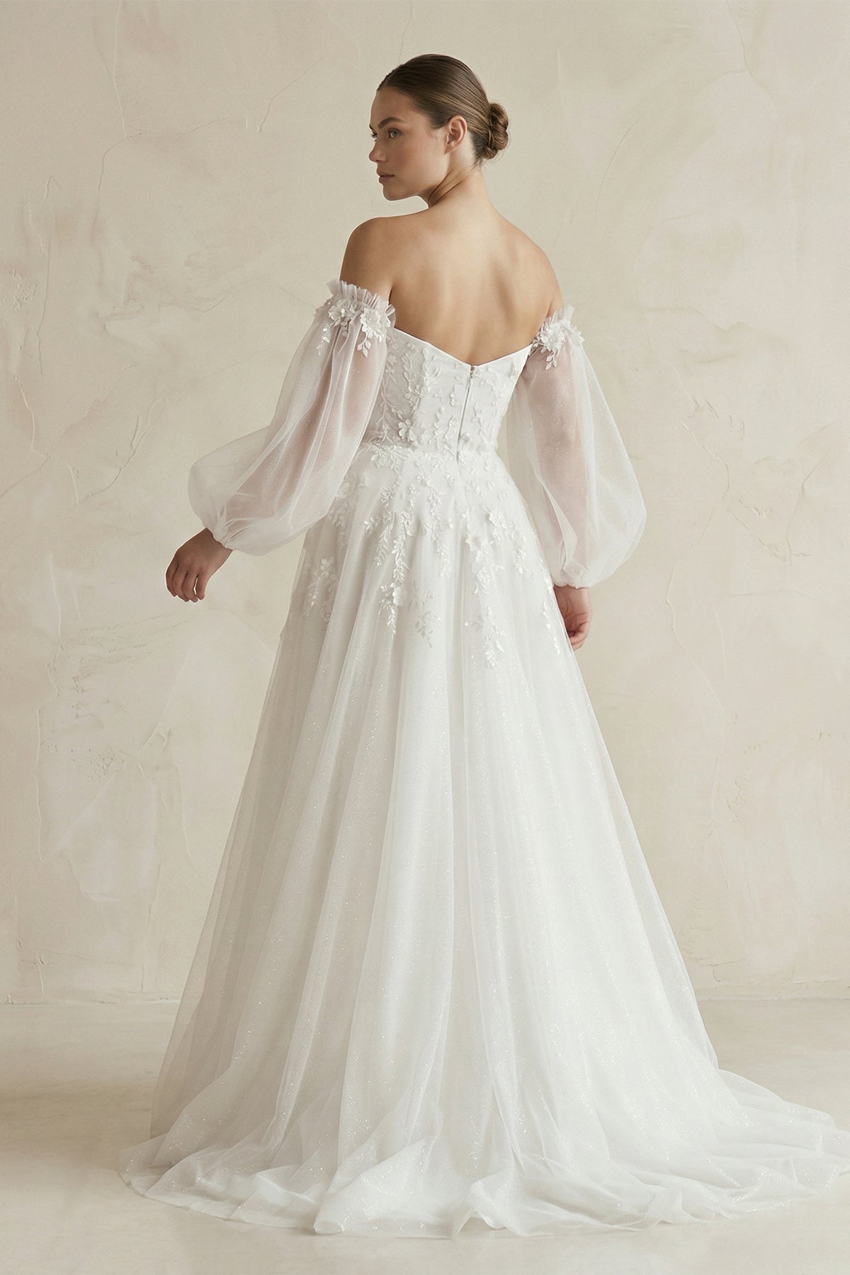 Robe de mariée blanche trapèze en satin à épaules dénudées bustier - Harana