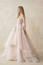 Robe de mariée rose longue à épaules dénudées manches longues en tulle - Harana
