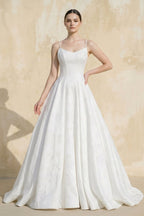 Robe de mariée blanc courte à fines bretelles sans manches satinée - Harana