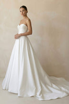 Robe de mariée blanc longue bustier sans manches satinée - Harana