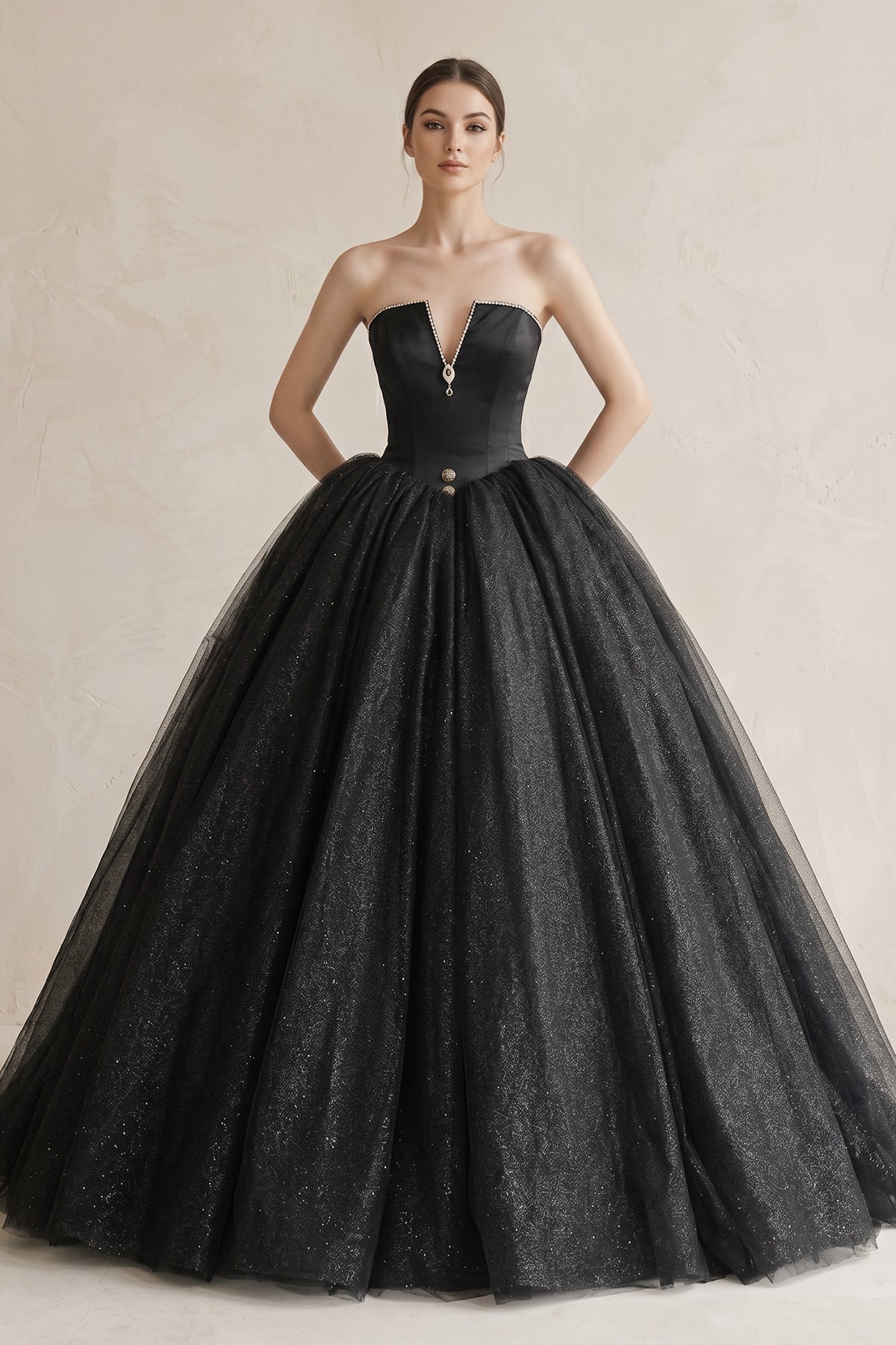 Robe de mariée noir longue sans manches froncée en tulle - Harana