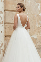 Robe de mariée blanche en tulle sans manches avec nœud - Harana