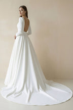 Robe de mariée blanc longue manches longues froncée effet drapé - Harana
