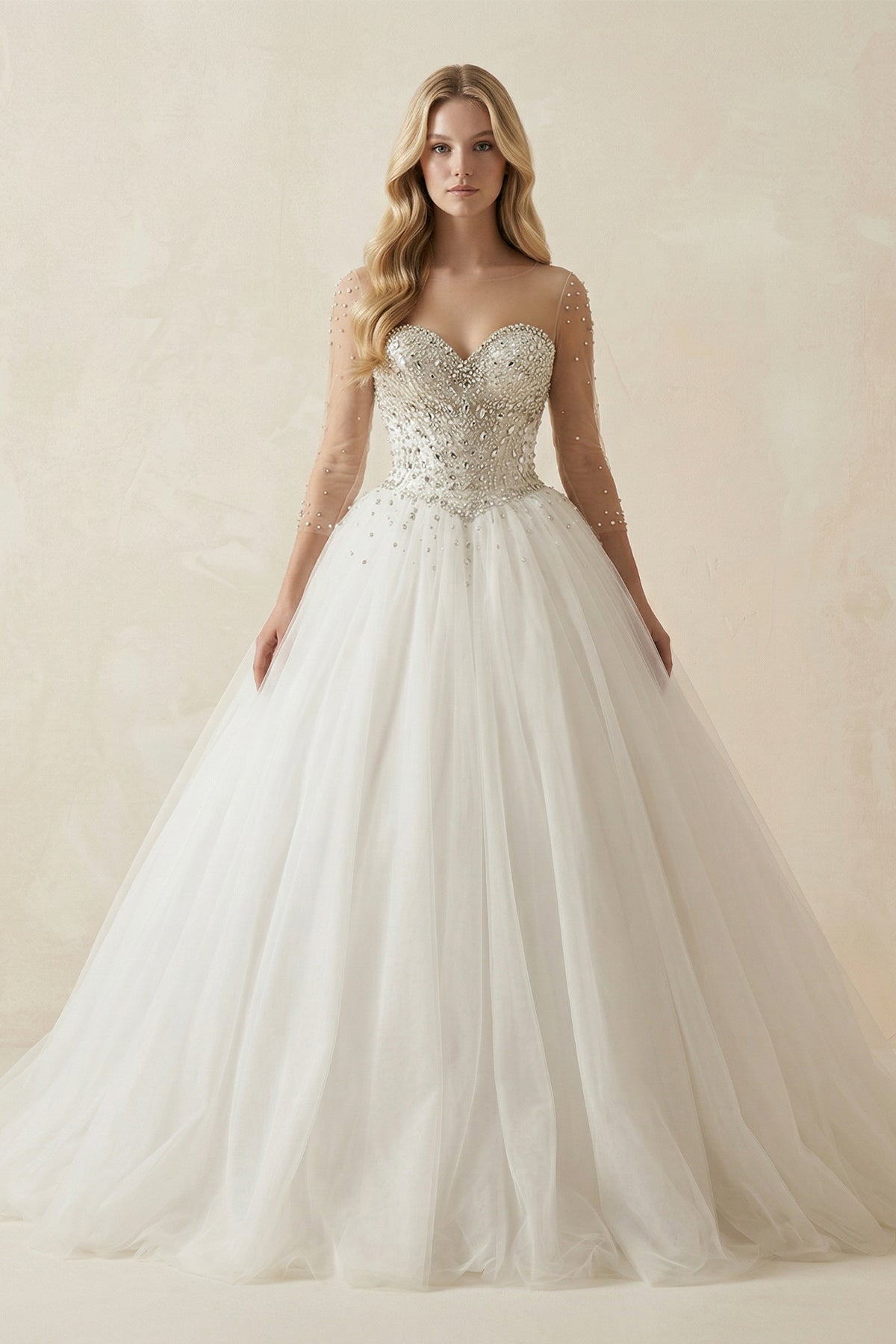 Robe de mariée blanche princesse en dentelle décolleté cœur manches longues - Harana