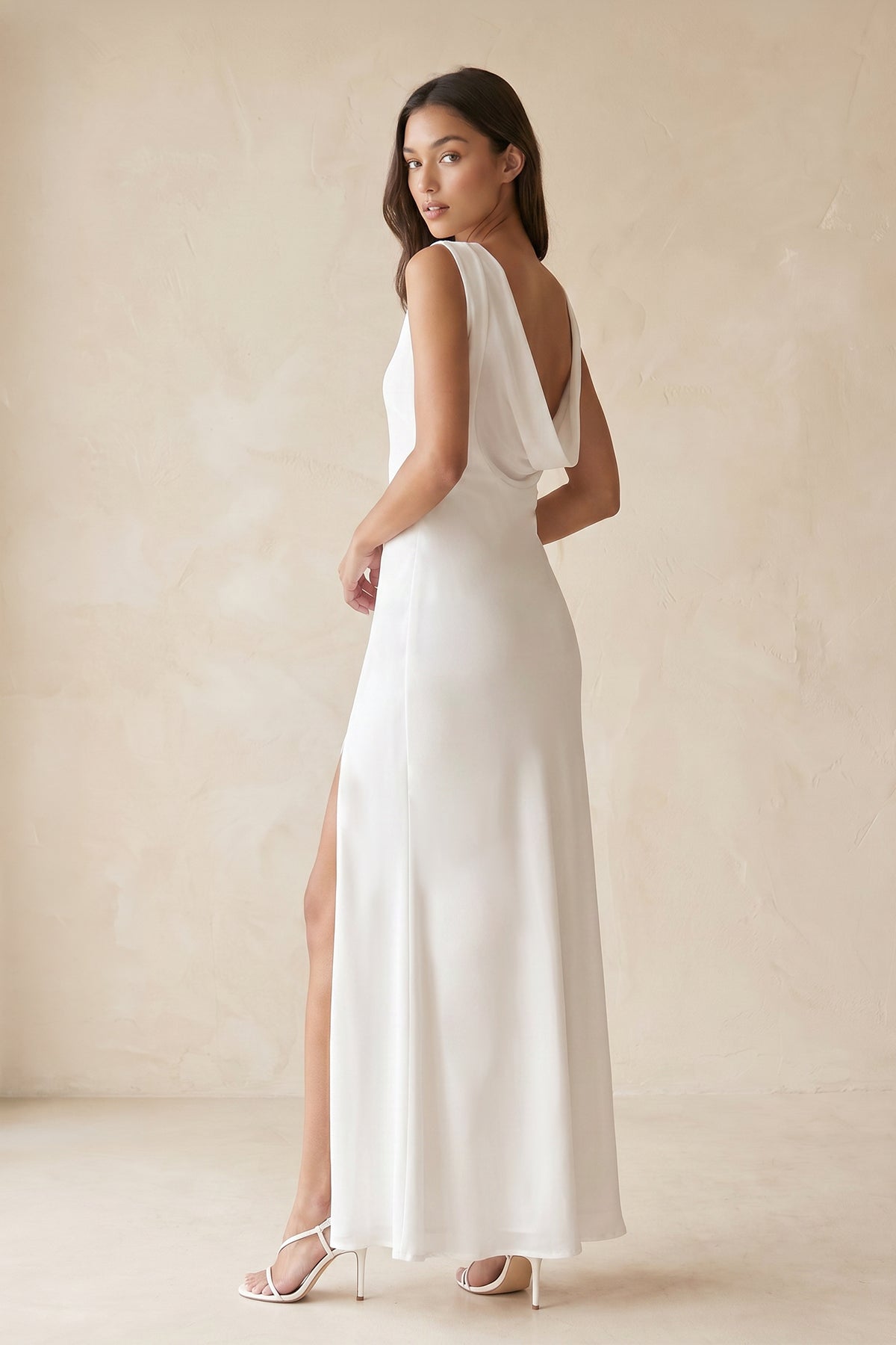 Robe blanche midi coupe fourreau à encolure bateau avec fente - Harana