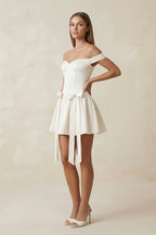 Robe de mariée ivoire trapèze en satin à épaules dénudées avec nœud - Harana