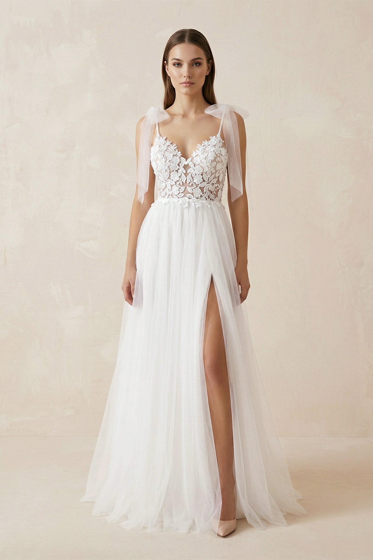 Robe de mariée blanche trapèze en tulle à col V sans manches - Harana