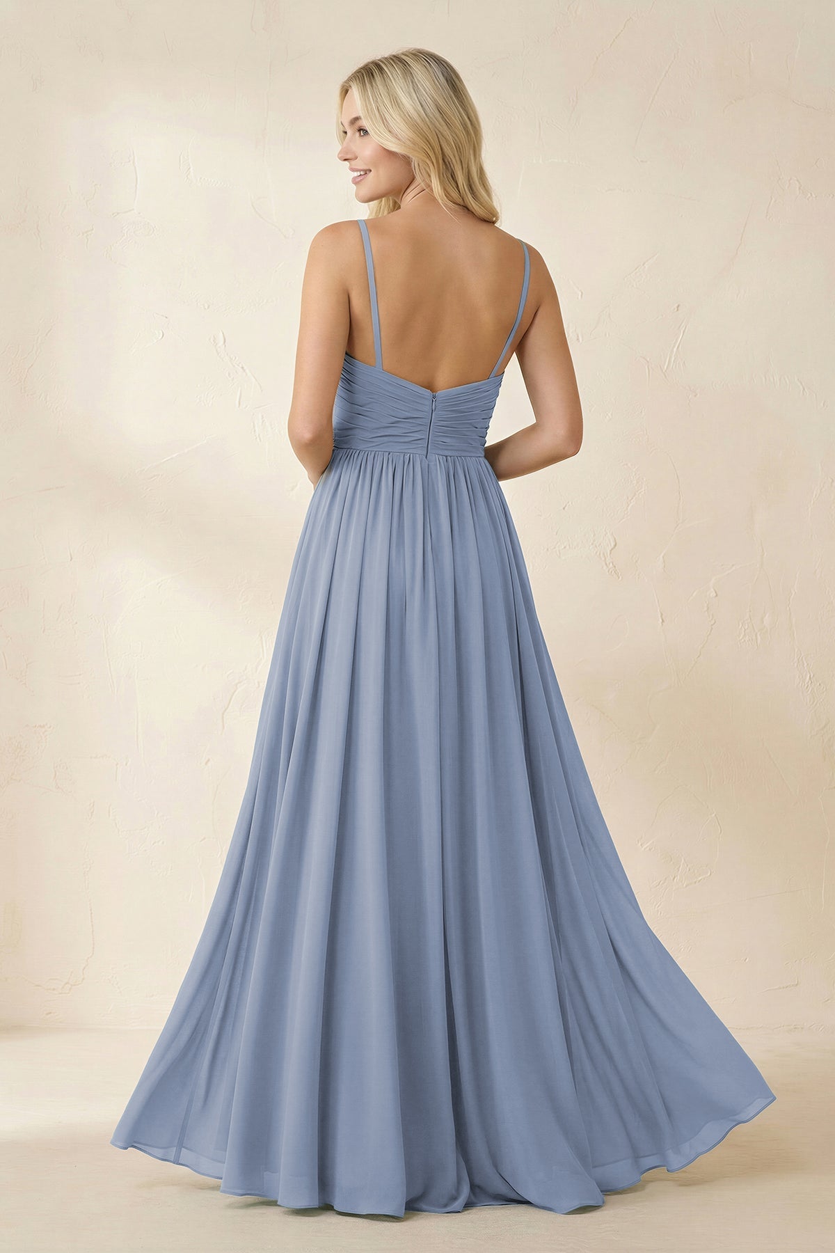 Robe demoiselle d’honneur twilight longue à fines bretelles sans manches avec fente - Harana