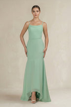 Robe demoiselle d’honneur pale pistachio longue à fines bretelles sans manches effet drapé - Harana