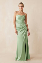 Robe demoiselle d’honneur vert sauge longue à fines bretelles sans manches avec fente - Harana