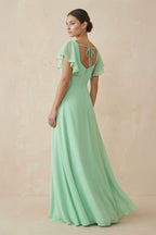 Robe demoiselle d’honneur pale pistachio longue avec fente à volants en mousseline - Harana