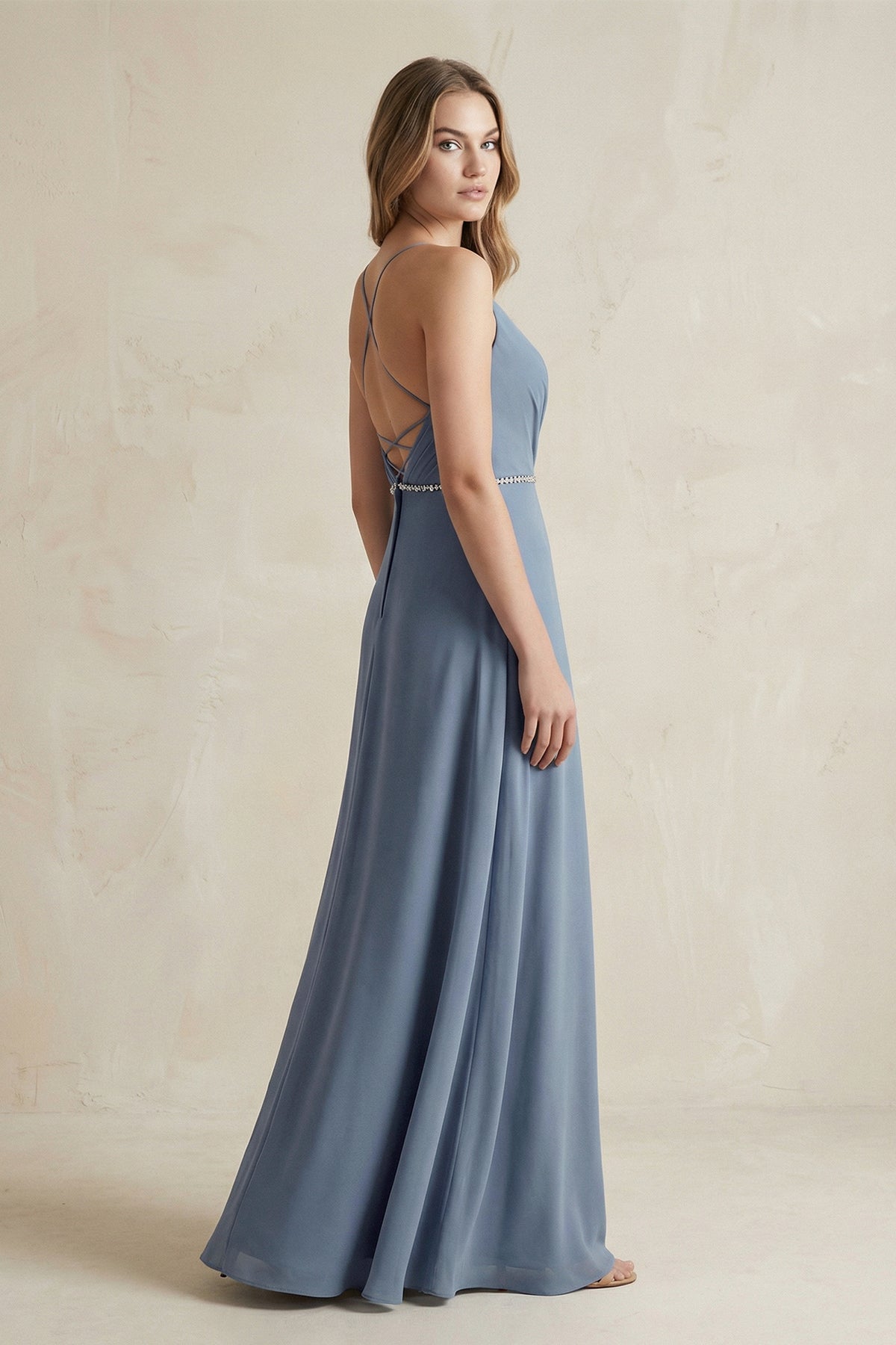 Robe demoiselle d’honneur neptune longue à fines bretelles col V sans manches - Harana