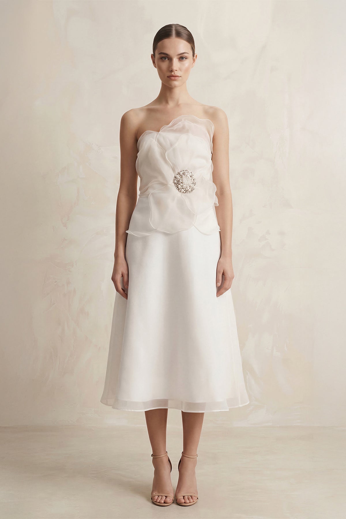 Robe de mariée ivoire trapèze en mousseline bustier sans manches - Harana