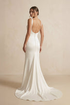 Robe de mariée ivoire satinée coupe sirène à col bénitier - Harana