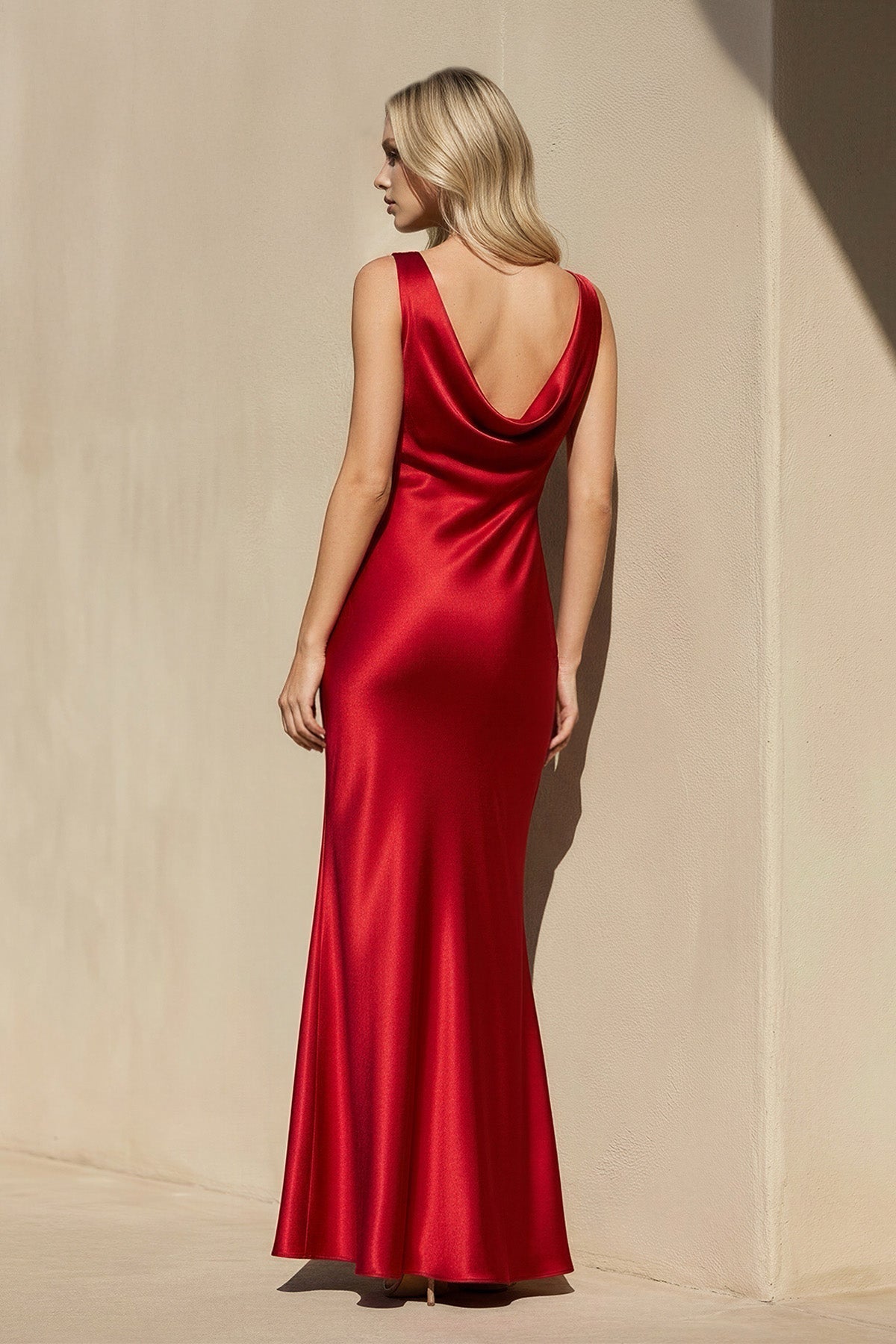 Robe longue rouge satinée - Harana
