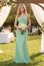 Robe demoiselle d’honneur pale pistachio longue sans manches avec fente effet drapé - Harana